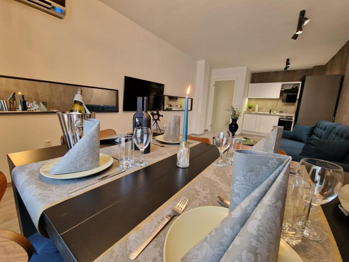 Marsselis Luxe Port Apartment Varna Eksteriør billede